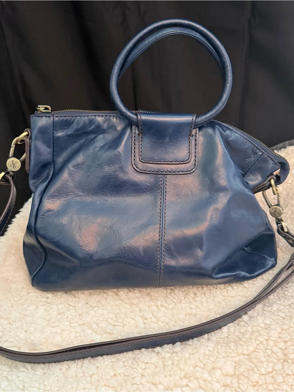 HOBO Medium Sheila Satchel Leather Purse